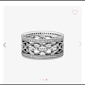 ☀️Pandora SPARKLING LACEWORK RING☀️